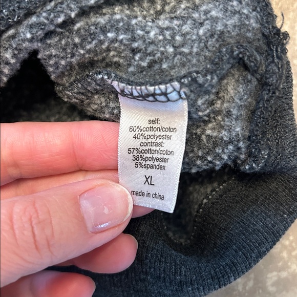 Joy to the World Women’s Sweatshirt - XL - Picture 2 of 4